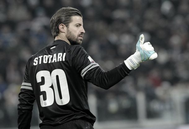Storari pens one-year extension with Juventus