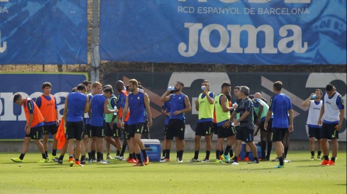 El Espanyol desplaza 29 jugadores a Holanda