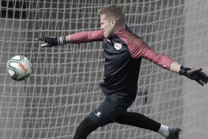 El capitán del Rayo sale de su lesión El capitán del Rayo sale de su lesión