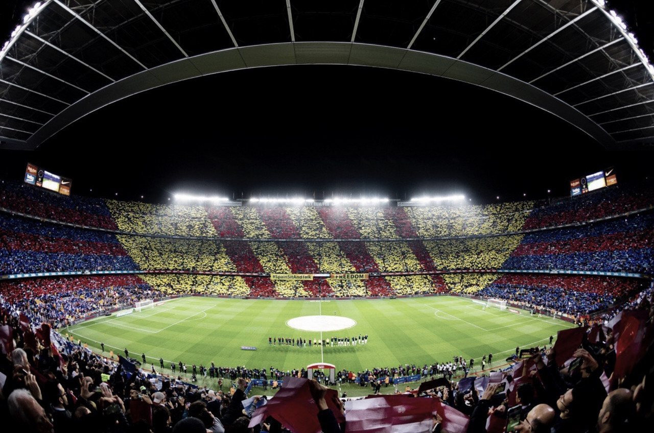 Barcelona lidera lista de clubes mais ricos do mundo Barcelona lidera lista de clubes mais ricos do mundo
