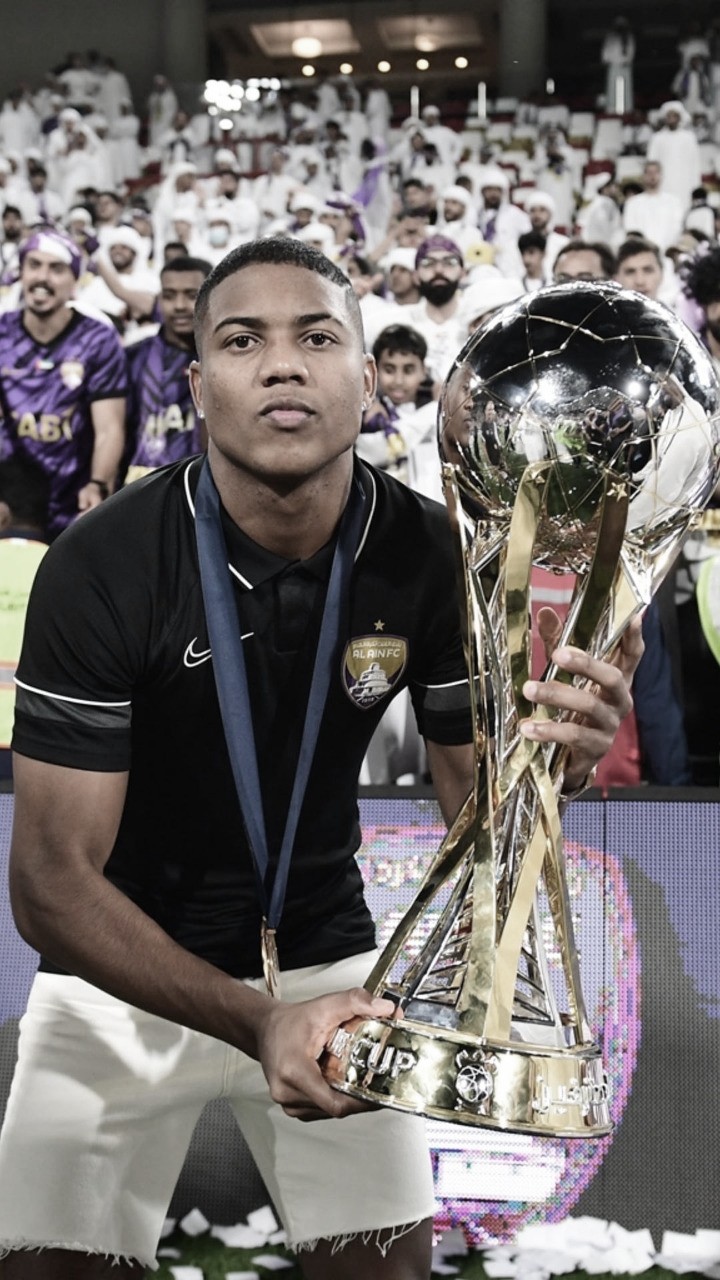 Jonatas Santos comemora título da Copa da Liga pelo Al Ain e projeta reta final da temporada