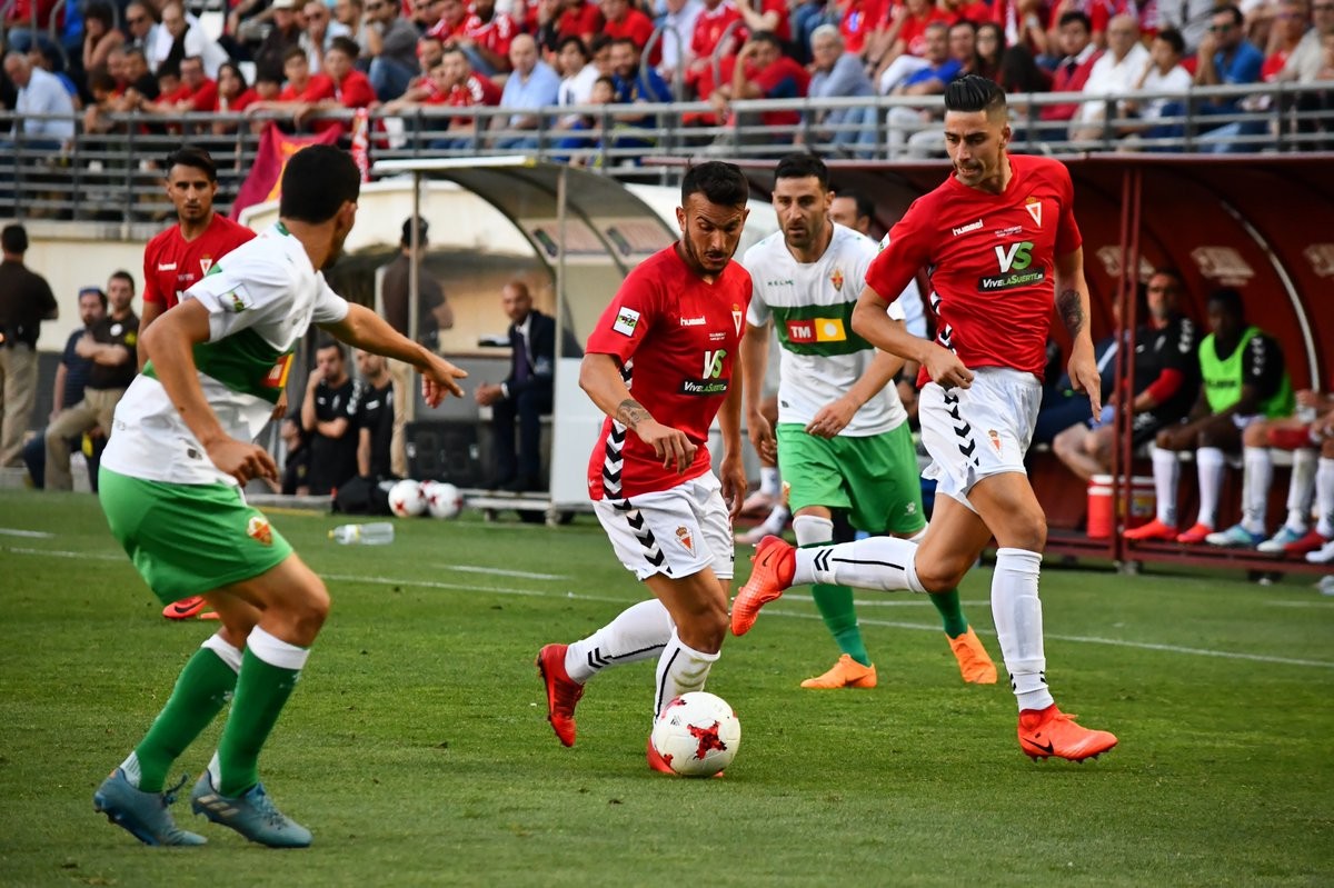 Puntuaciones Real Murcia 0-1 Elche: Benja decide el primer asalto