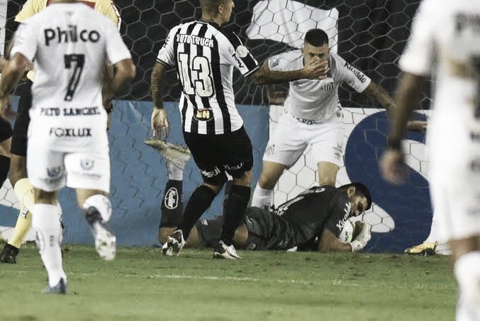 Na Vila, Santos quer embalar boa sequência diante do Atlético-MG