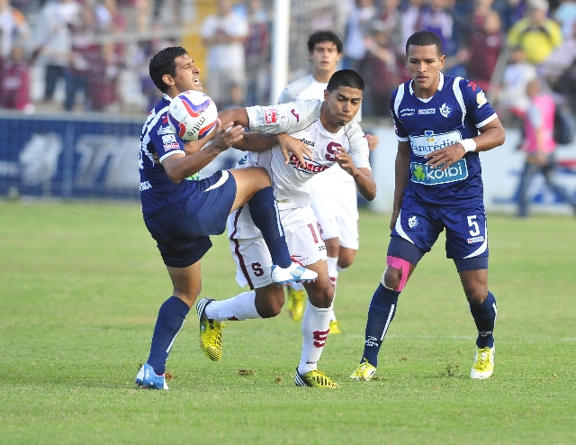 Cartaginés a la final contra Herediano Cartaginés a la final contra Herediano