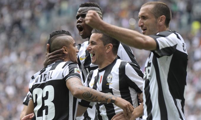 Juventus vence Palermo e conquista bicampeonato