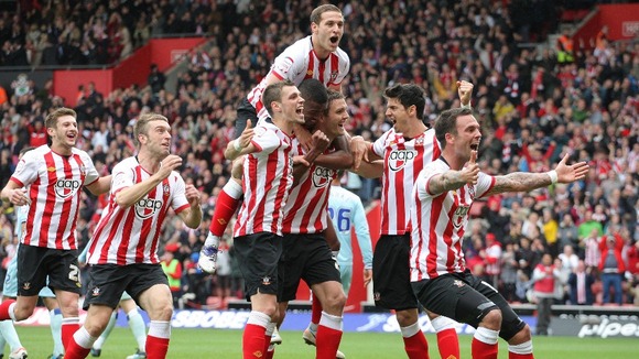 Southampton thrash sorry Coventry to secure Premier League promotion