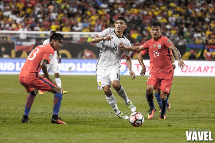 Copa America Centenario: Chile weathers the storm to advance past Colombia to the Final