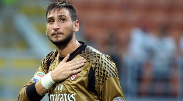 Milan, Raiola difende Donnarumma: "Incredibile lo si critichi"