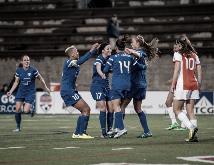 Boston Breakers re-sign Julie King for her sixth season