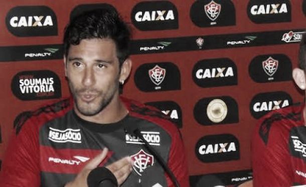 Sem espaço no time titular, Jonathan Ferrari rescinde com o Vitória Sem espaço no time titular, Jonathan Ferrari rescinde com o Vitória