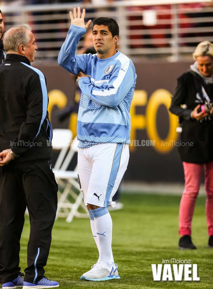 Images and Photos of Uruguay 3-0 Jamaica in Copa America Centenario 2016