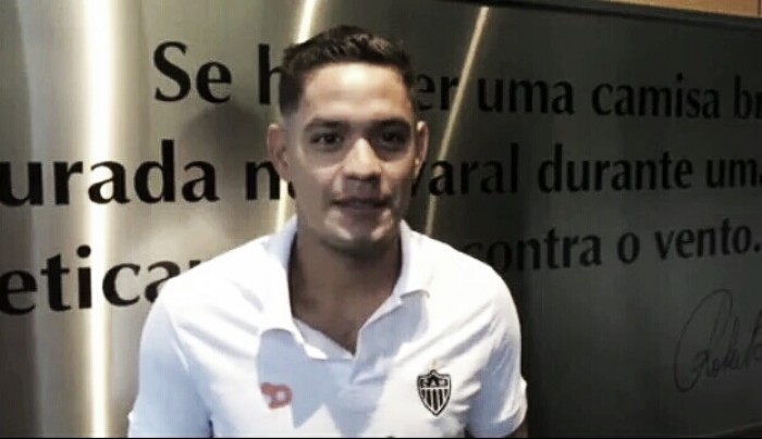 Carlos Eduardo passa em exames médicos e celebra acerto com Atlético-MG: “É um grande clube”