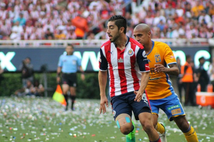 Pizarro, el jugador que le faltaba a Chivas