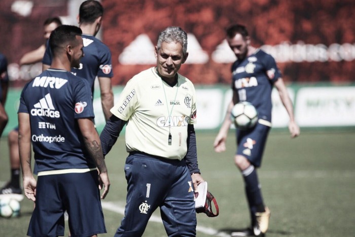 Rueda não confirma retorno de Réver e pede apoio da torcida no Maracanã: "Espero um estádio lotado"