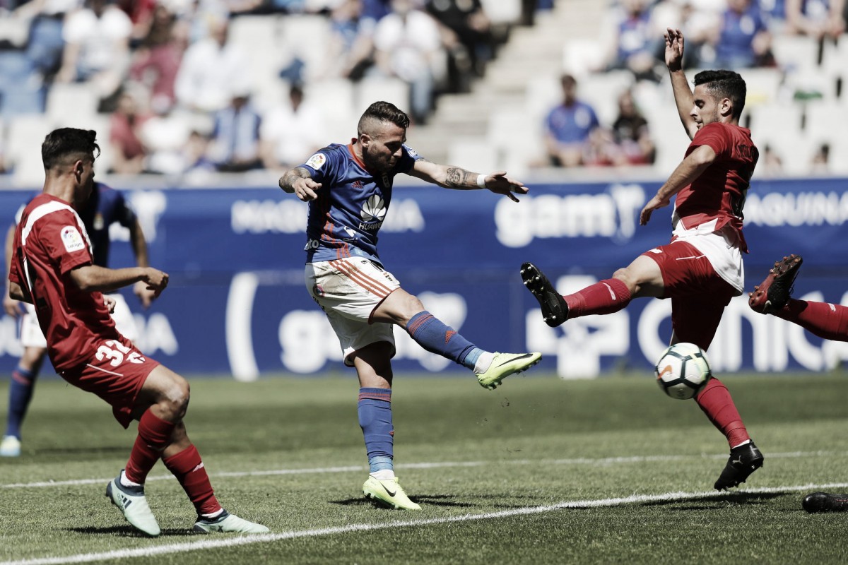 El Real Oviedo vence pero no convence