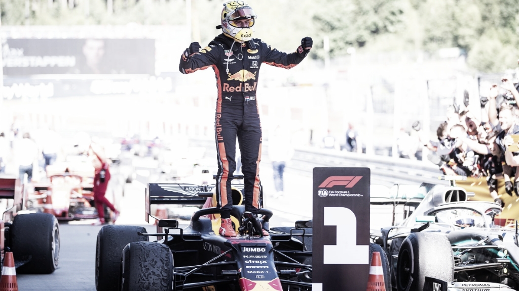Emocionante! Verstappen supera Leclerc nas últimas voltas e vence GP da Áustria
