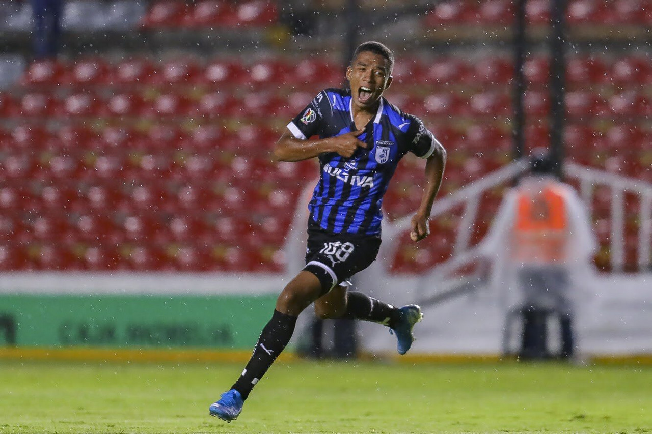 Gallos se impone a Xolos en Copa MX Gallos se impone a Xolos en Copa MX