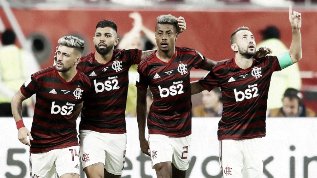 Segue o sonho! Flamengo tem primeiro tempo ruim, vira sobre
Al-Hilal e avança à decisão Segue o sonho! Flamengo tem primeiro tempo ruim, vira sobre
Al-Hilal e avança à decisão