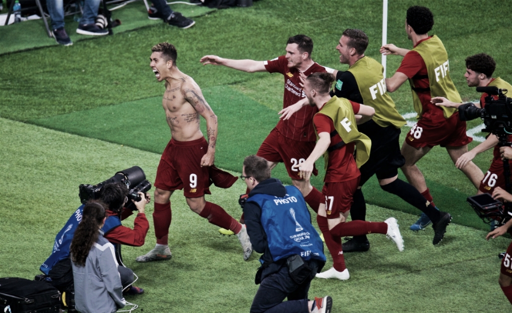 Herói da final para o Liverpool, Roberto Firmino abre o sorriso e vibra: "Sensação incrível" Herói da final para o Liverpool, Roberto Firmino abre o sorriso e vibra: "Sensação incrível"