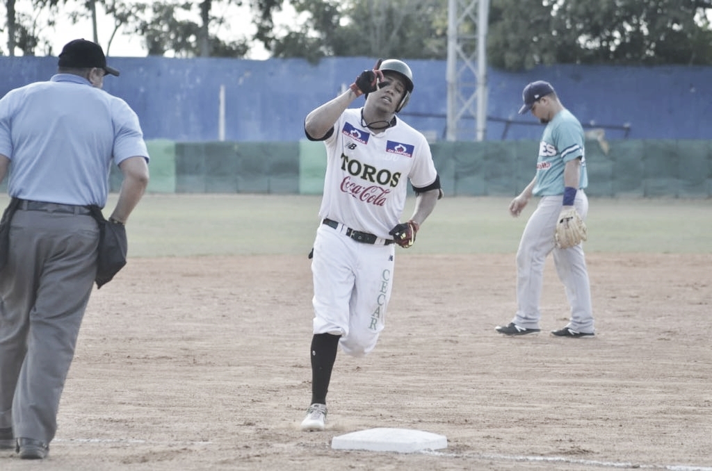 Jonrones de Pomare y Ramos dan la victoria a Toros Jonrones de Pomare y Ramos dan la victoria a Toros