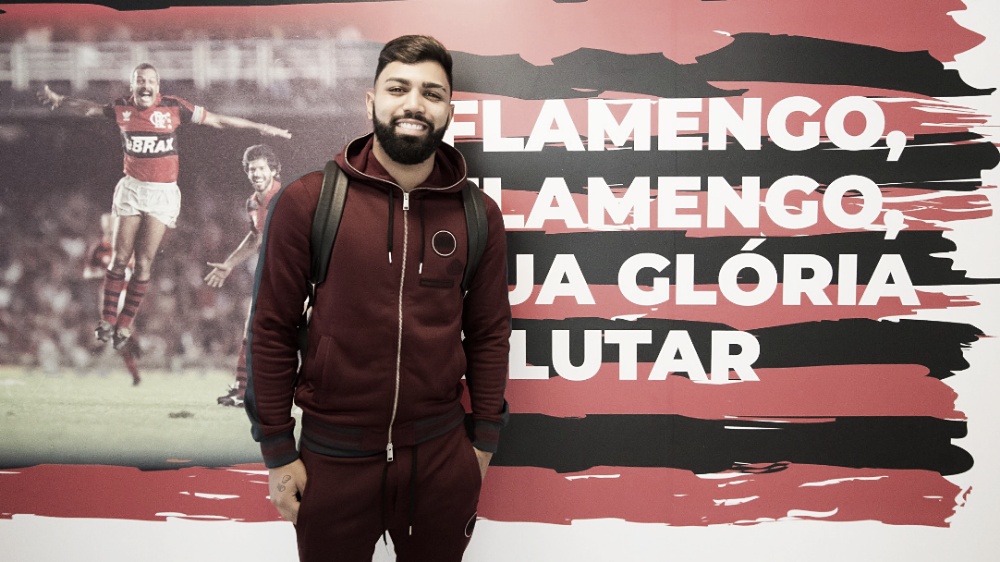 Após anunciar permanência no Flamengo, Gabigol se reapresenta no Ninho do Urubu