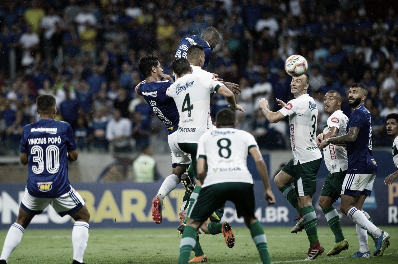 Cruzeiro joga mal, mas derrota Uberlândia no Mineirão