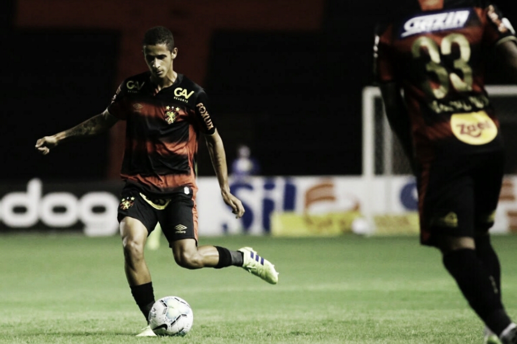 Barcia brilha, Sport confirma boa fase e bate Goiás pelo Brasileirão Barcia brilha, Sport confirma boa fase e bate Goiás pelo Brasileirão