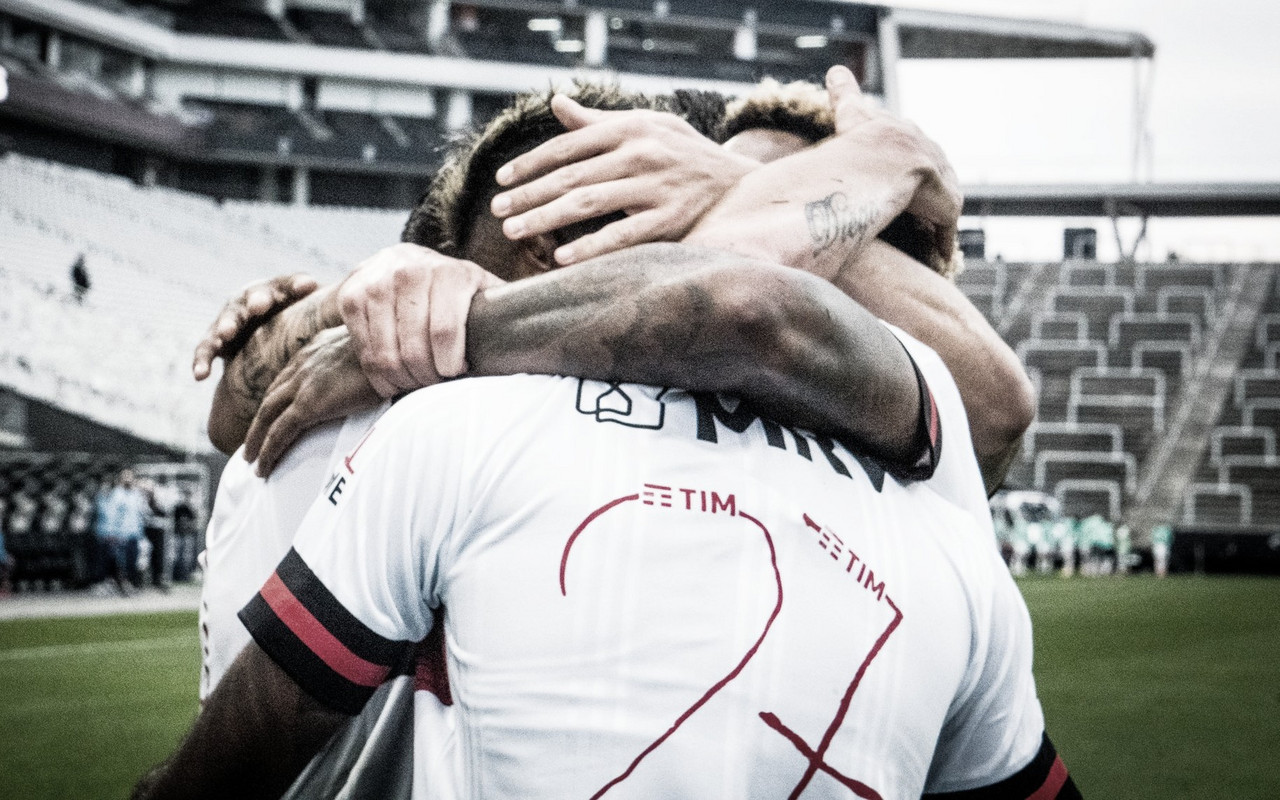 Impressões, números e recorde: destrinchando a goleada do Flamengo sobre o Corinthians