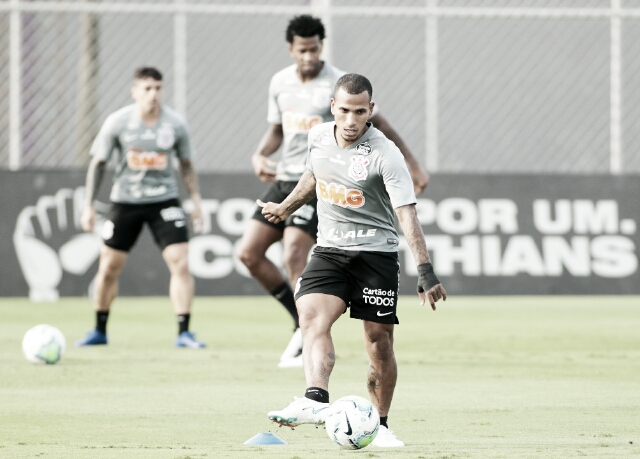 Estreando na Copa do Brasil, Corinthians recebe empolgado América-MG
