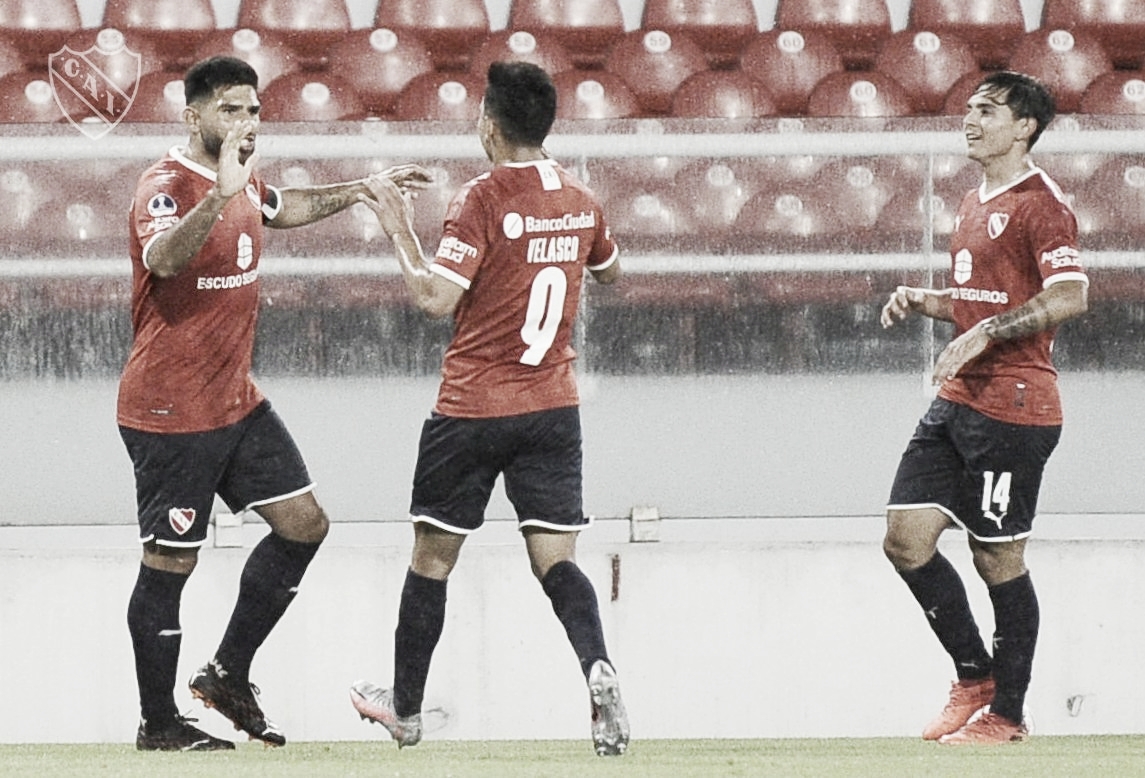Independiente eliminó a Fénix y avanzó a cuartos de final Independiente eliminó a Fénix y avanzó a cuartos de final