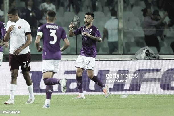 Nicolás González marcó un doblete en la goleada de la Fiorentina ante Hearts
