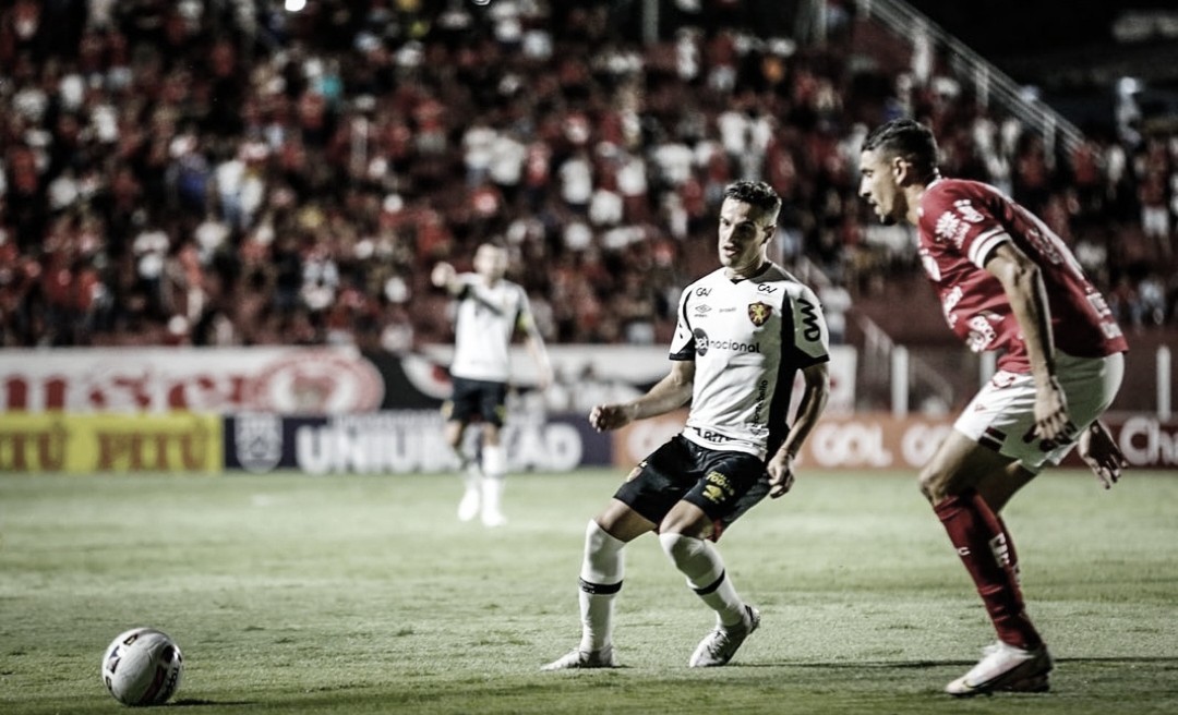 Com seis jogadores expulsos, Sport empata sem gols com Vila Nova 