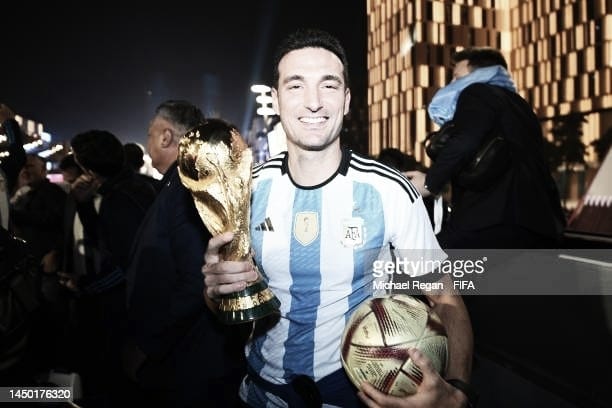 Lionel Scaloni, El único Técnico Argentino Que Ganó Todo Con La ...