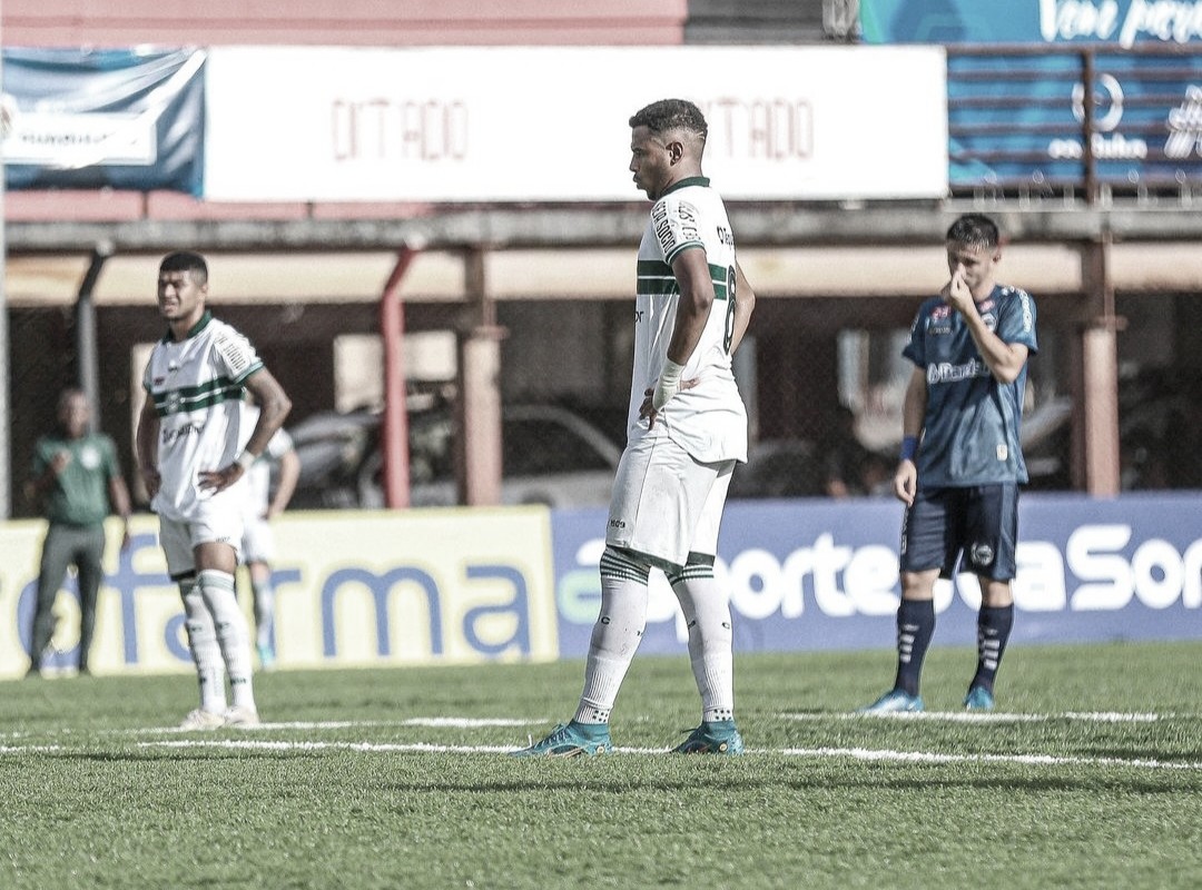 Com um gol a cada tempo, Coritiba derrota São José-RS em sua estreia na Copinha
