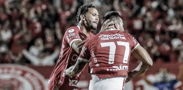 Com gol de Guilherme Parede, Vila Nova vence Ituano e segue invicto na série B