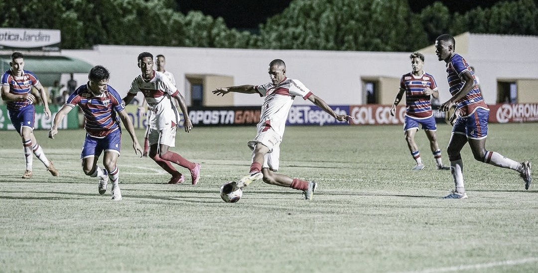Com gol no fim, CRB vence Fortaleza e se classifica às oitavas na Copinha