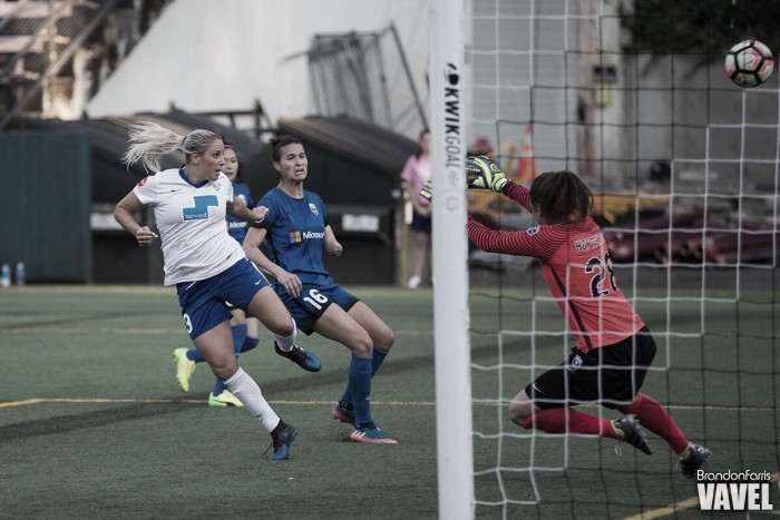 Boston Breakers forward Adriana Leon scores the equalizer for a draw against Seattle Reign