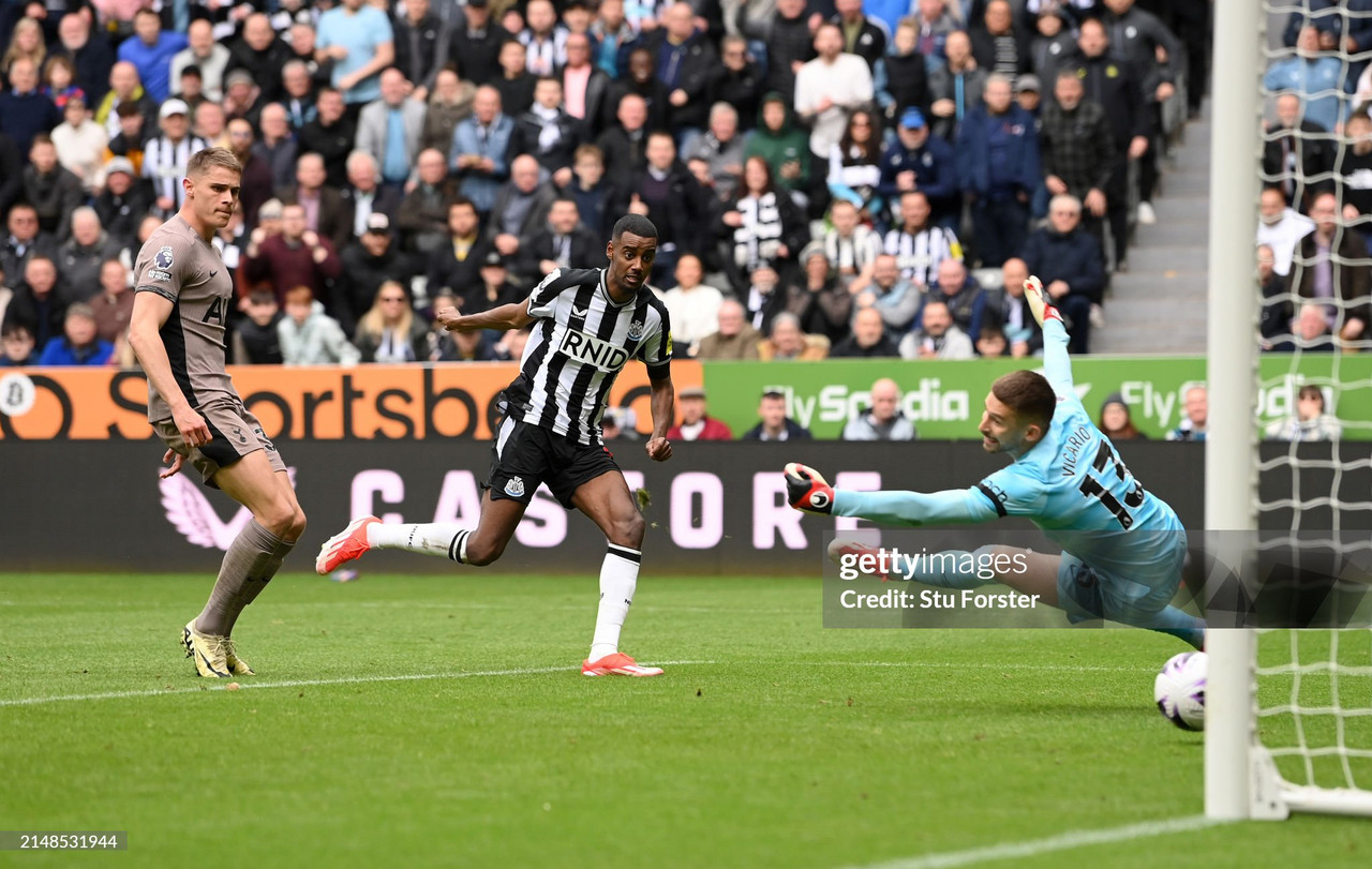 Newcastle United 4 0 Tottenham Hotspur Post Match Player Ratings Vavel International 