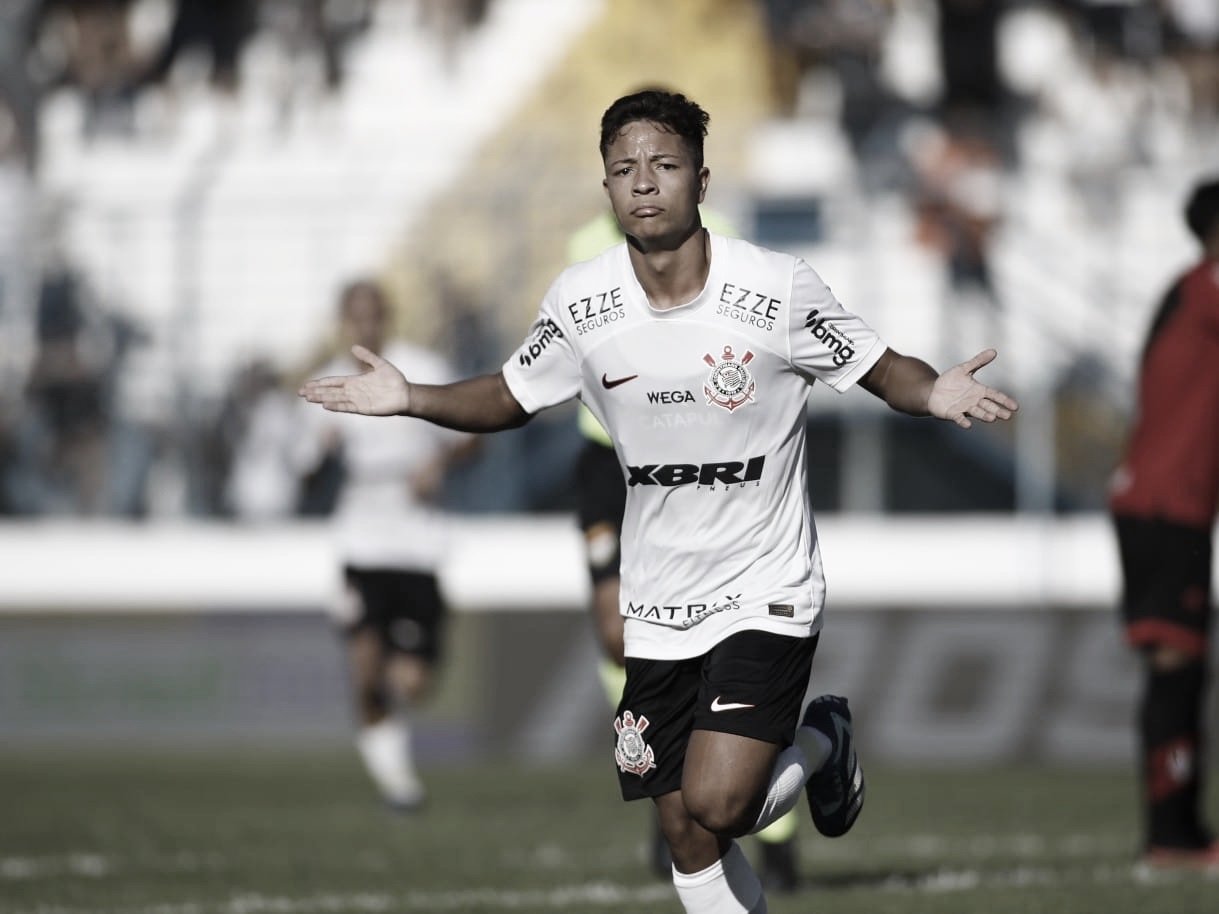 Corinthians goleia e avança para as oitavas de finais da Copinha
