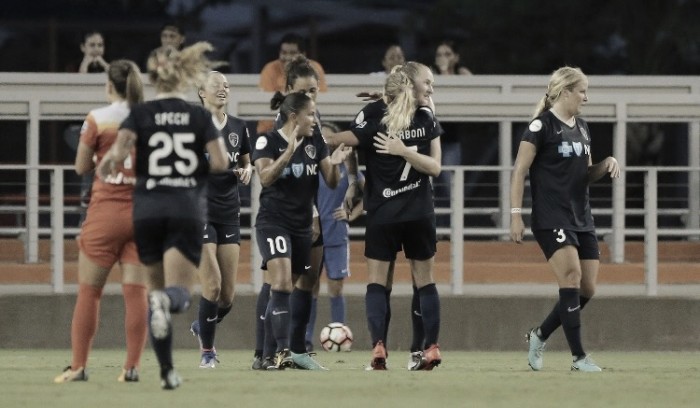 North Carolina Courage finish off the Houston Dash and earn NWSL Shield