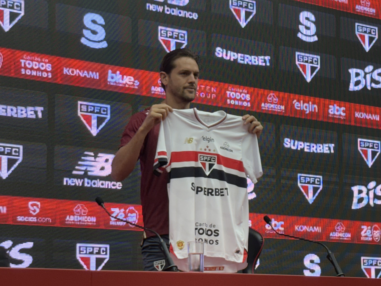 Toloi Rafae Rafael Tolói celebra retorno ao São Paulo e diz: “Não sou mais o mesmo ...
