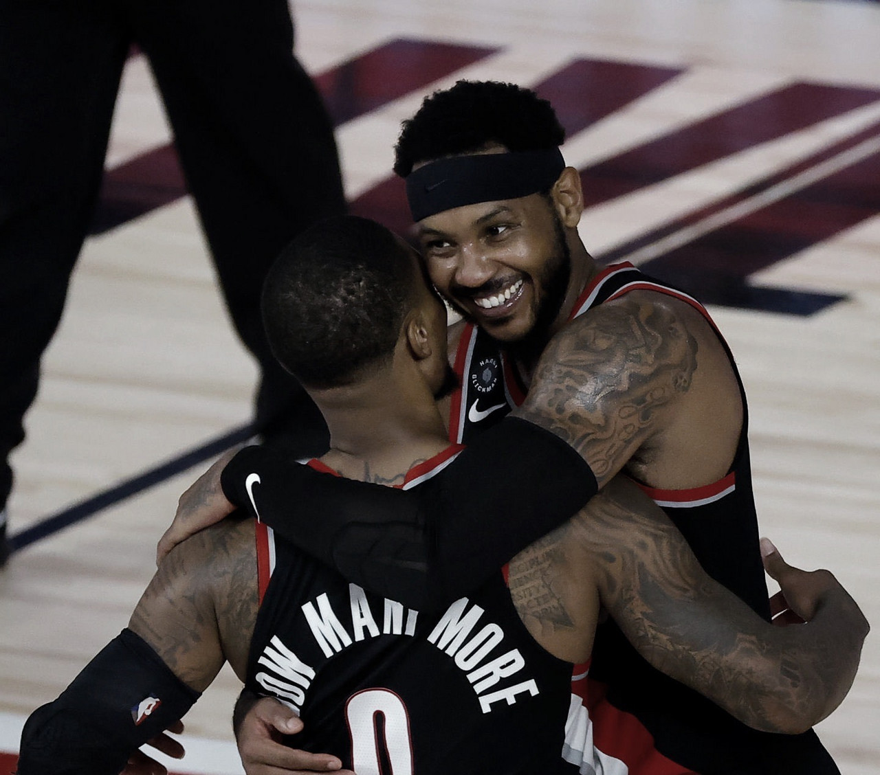 Carmelo Anthony Praises Damian Lillard