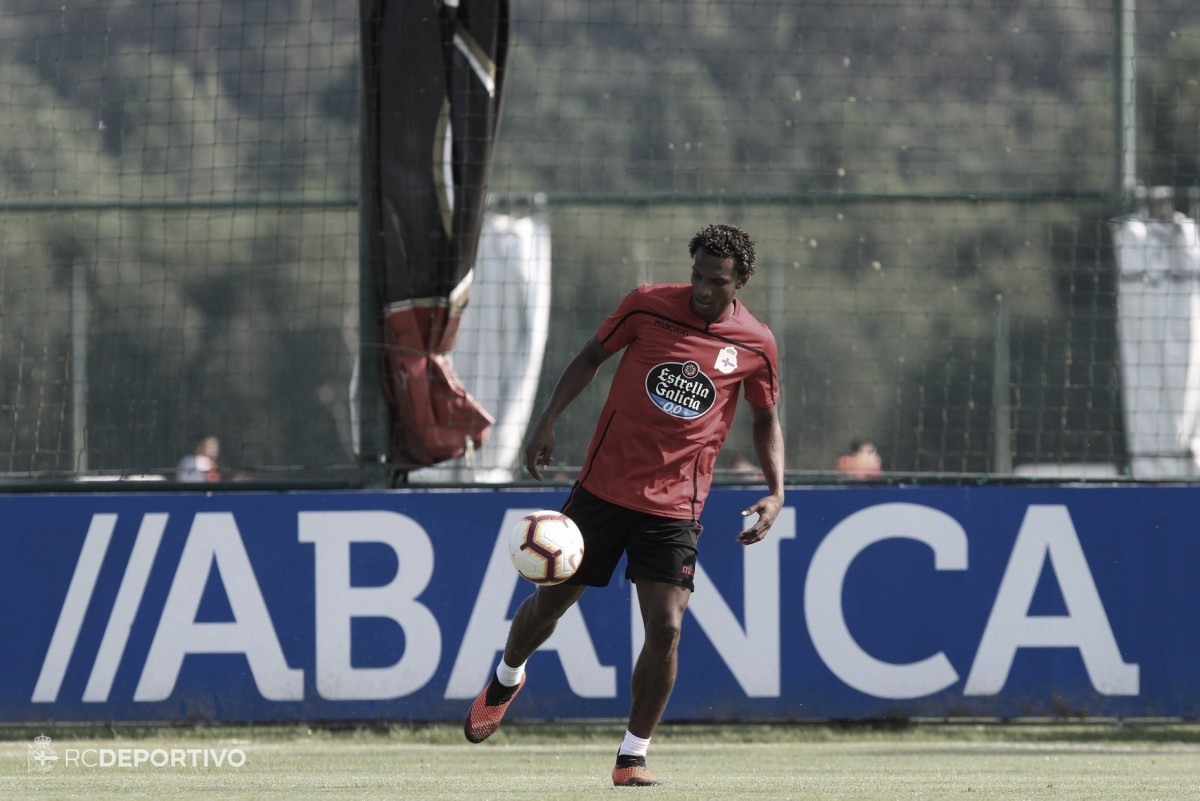 Didier Moreno se entrena por primera vez en Abegondo