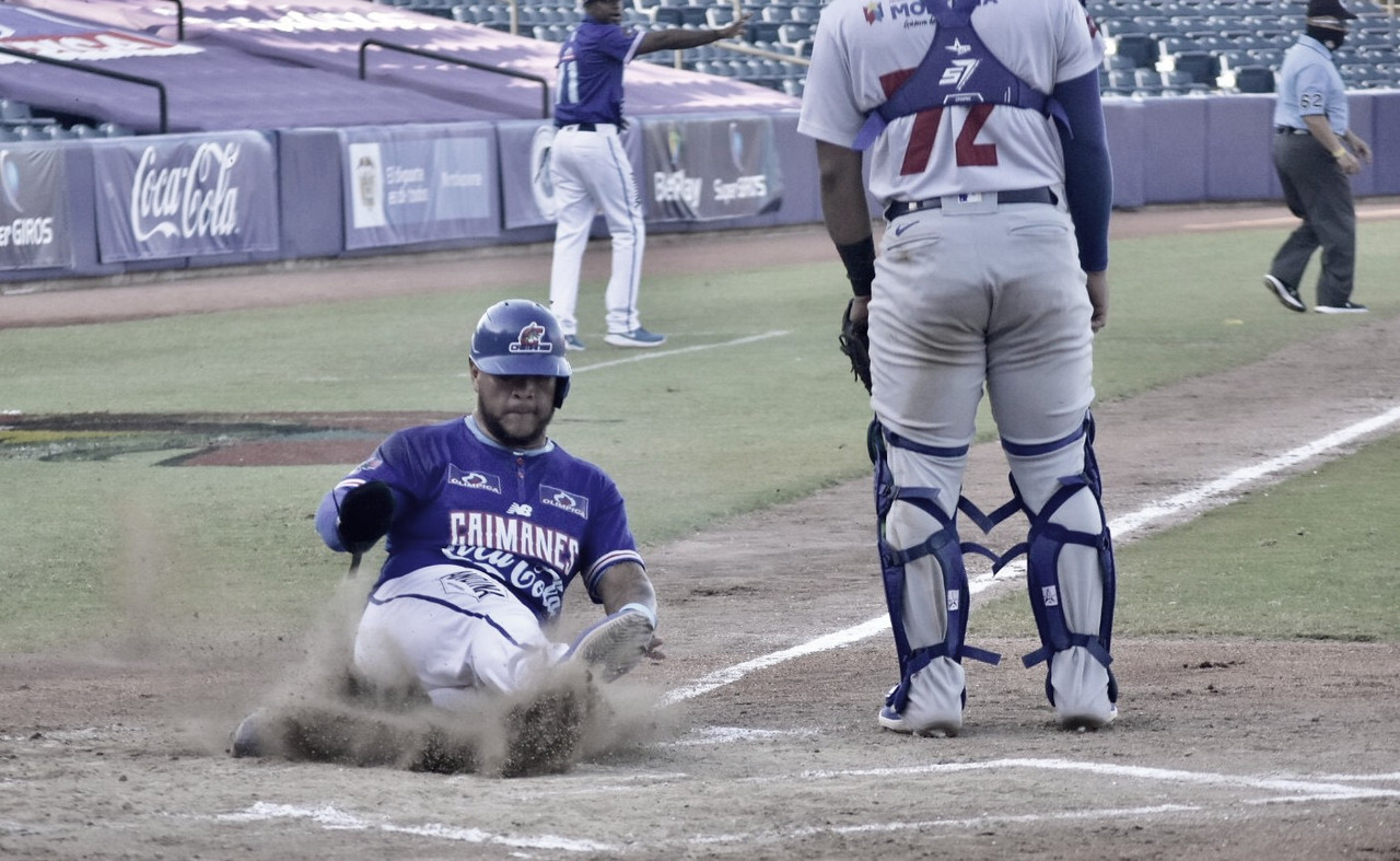 Caimanes
frenó a Vaqueros e igualó la serie final Caimanes
frenó a Vaqueros e igualó la serie final