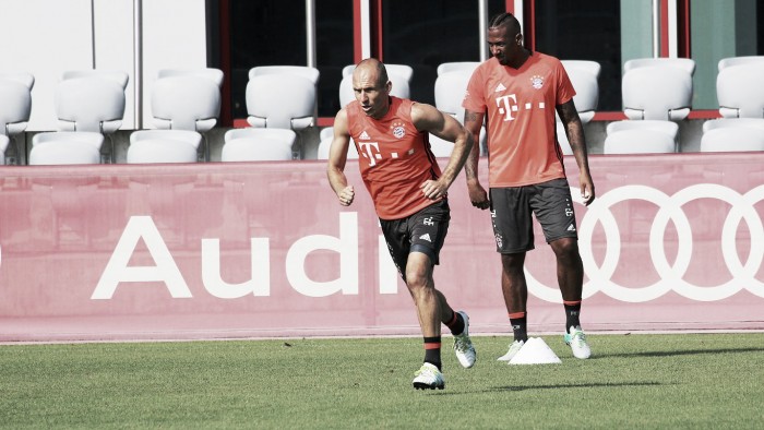 Robben e Boateng voltam a treinar com elenco bávaro após dois meses afastados