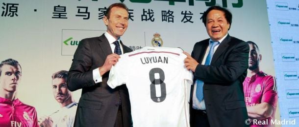 Butragueño rubrica el primer acuerdo de patrocinio del Madrid en China