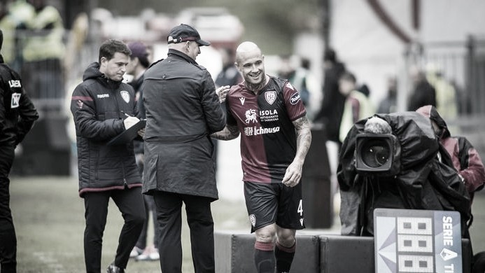 Cagliari pretende estender vínculo com belga Nainggolan, emprestado pela Internazionale Cagliari pretende estender vínculo com belga Nainggolan, emprestado pela Internazionale