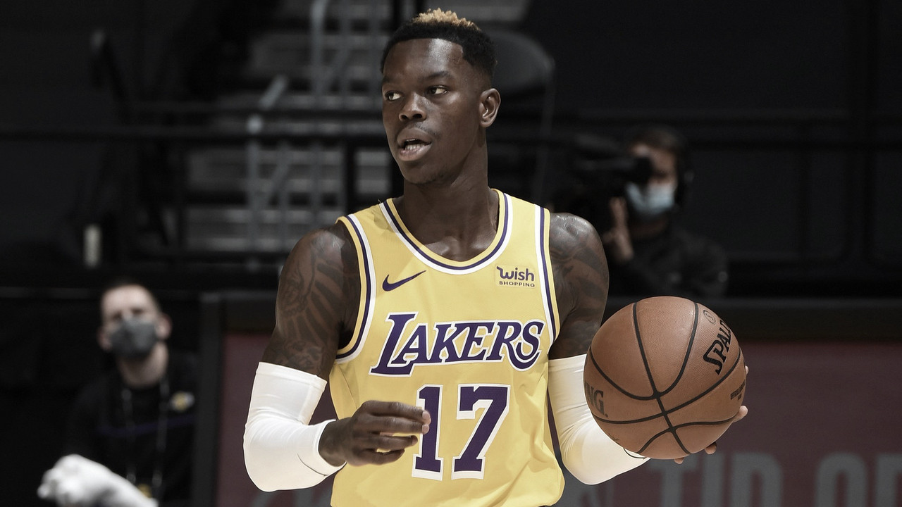 Lakers Engage Extension Talks With Schroder 