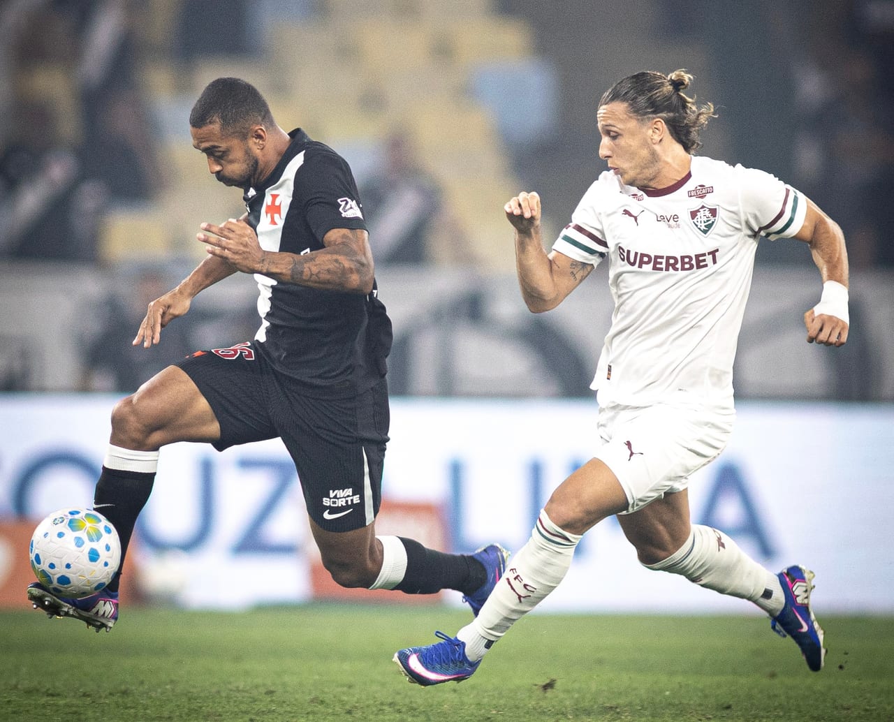Vasco e Fluminense empatam e deixam decisão aberta na Copa do Brasil Vasco e Fluminense empatam e deixam decisão aberta na Copa do Brasil