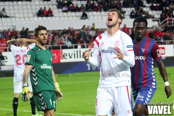 Fotos e imágenes del Sevilla 0-0 Eibar, 15ª jornada de la Liga BBVA